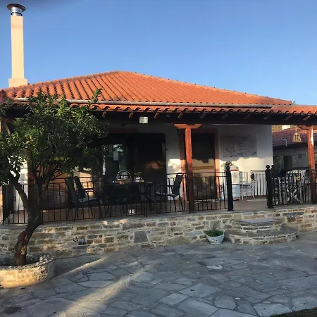 R S Pelion Houses * Platanidia